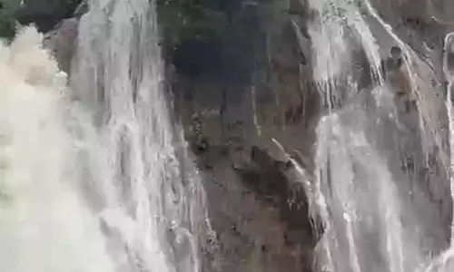 मेवाड़ मारवाड़ की सीमा पर बना 152 ऊंचा झरना