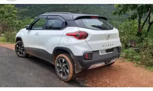 टाटा की इस SUV को सस्ते में खरीदने का बढ़िया मौका