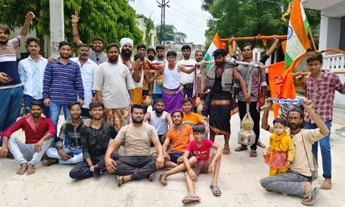 तिरंगे के साथ हमीरगढ़ पहुंची कावड़ यात्रा