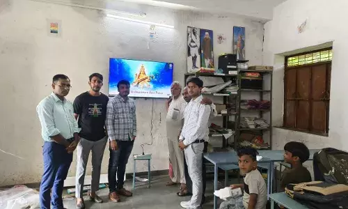 गल्यावड़ी स्कूल में स्मार्ट क्लास रूम की शुरुआत