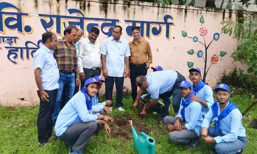 राजेन्द्र मार्ग विद्यालय ने मनाया हरियालो राजस्थान
