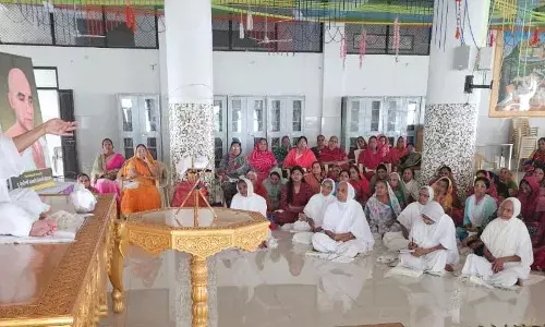 धर्म से मांगना नहीं बल्कि धर्म के प्रति समर्पण करना चाहिए : आचार्य हितवर्धन सुरिश्वर