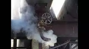 पुणे की फूड प्रोसेसिंग यूनिट में अमोनिया गैस का रिसाव, 17 कर्मचारी अस्पताल में भर्ती पुणे की फूड प्रोसेसिंग यूनिट में अमोनिया गैस का रिसाव, 17 कर्मचारी अस्पताल में भर्ती