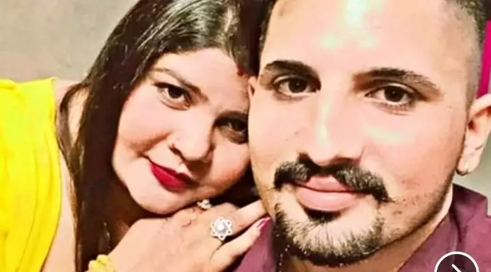 थाने के बाहर प्रेमिका ने लगाई खुद को आग , हालत गंभीर