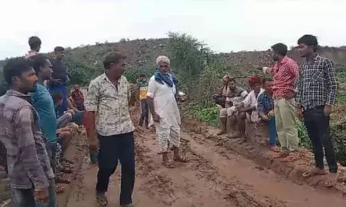 डंपर बंद नहीं होंंगे तब तक धरना प्रदर्शन जारी रहेगा
