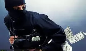 दुकान से एक लाख रुपये चोरी, नौकरों पर शक, केस दर्ज दुकान से एक लाख रुपये चोरी, नौकरों पर शक, केस दर्ज