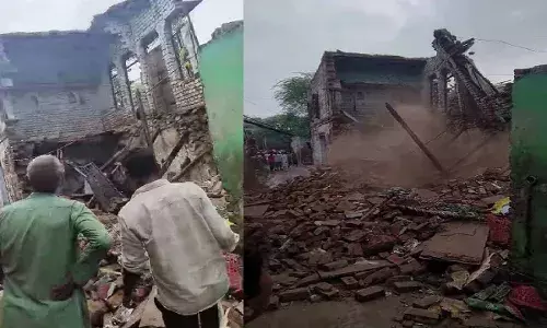 आसमानी आफत ने ले ली मां और दो साल की बिटिया की जान, आधी रात बाद हुआ धमाका