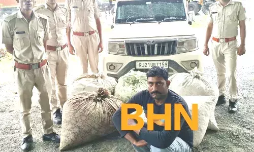 बोलेरो से तस्करी कर ले जाया जा रहा एक क्विंटल डोडा-चूरा पकड़ा, एक तस्कर डिटेन, कार्रवाई जारी बोलेरो से तस्करी कर ले जाया जा रहा एक क्विंटल डोडा-चूरा पकड़ा, एक तस्कर डिटेन, कार्रवाई जारी