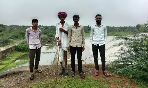 बांध की चादर और पाल पर मरम्मत की दरकार, विभागो की टालम टोल का हर्जाना भुगत रहे क्षेत्रवासी बांध की चादर और पाल पर मरम्मत की दरकार, विभागो की टालम टोल का हर्जाना भुगत रहे क्षेत्रवासी