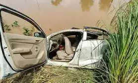 तेज रफ्तार कार नहर  में जा गिरी, पटना के पांच लोगों की मौत