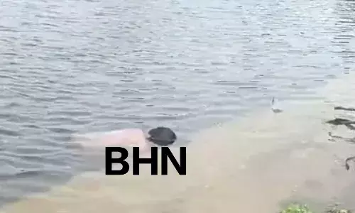 नहाने के लिए एनिकट में लगाई छलांग, जिंदा बाहर नहीं आ पाया युवक, साथी ने दी परिजनों को सूचना