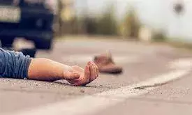 ससुराल जा रहा बाइक सवार युवक बैल से टकराया, सीने में सींग घुसा, मौके पर मौत ससुराल जा रहा बाइक सवार युवक बैल से टकराया, सीने में सींग घुसा, मौके पर मौत
