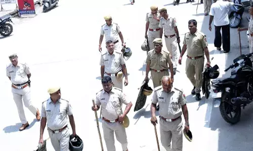 जिला कलक्टर डॉ. भंवर लाल और एसपी मनीष त्रिपाठी ने पल-पल की मॉनिटरिंग