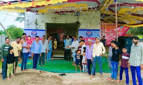 रामदेवरा जा रहे पैदल यात्रियों के लिए कंकोलिया चौराहे पर राम रसोड़ा का शुभारंभ किया रामदेवरा जा रहे पैदल यात्रियों के लिए कंकोलिया चौराहे पर राम रसोड़ा का शुभारंभ किया