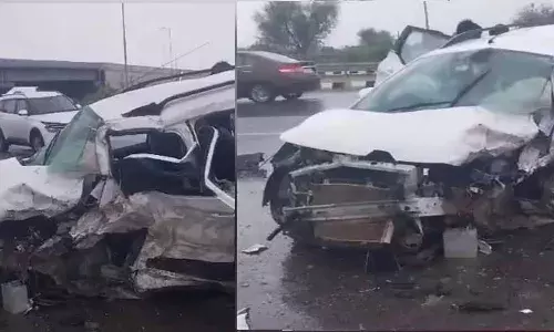 भीषण सड़क हादसा, तीन युवकों ने मौके पर तोड़ा दम, एक घायल भीषण सड़क हादसा, तीन युवकों ने मौके पर तोड़ा दम, एक घायल