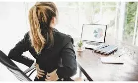 कमर और कंधों में नहीं होगा दर्द, डेस्क वर्क वाले अपनाएं ये टिप्स कमर और कंधों में नहीं होगा दर्द, डेस्क वर्क वाले अपनाएं ये टिप्स