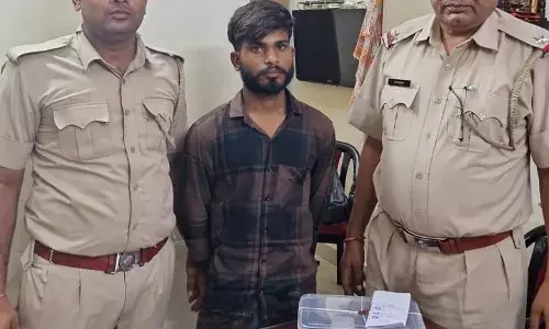 पटेल नगर से रिवाल्वर और दो जिंदा कारतूस सहित जयपुर का युवक गिरफ्तार