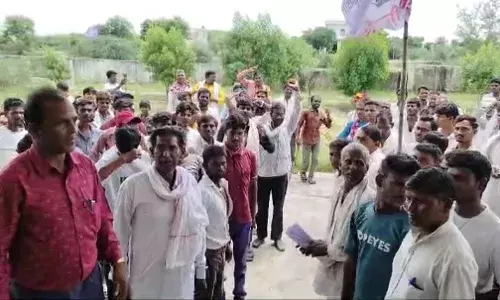 भील समाज को आरक्षण की मांग को लेकर ज्ञापन सौंपा