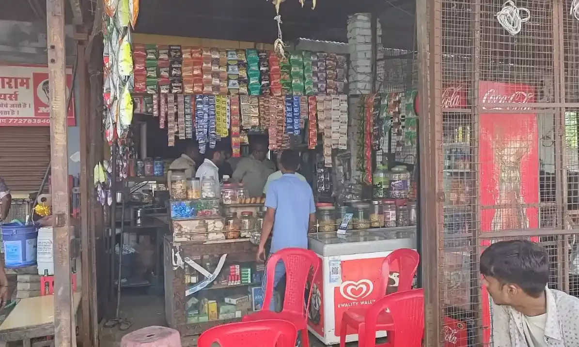 हाईवे मार्ग पर होटल और दामों का क्या निरीक्षण लिए नमूने हाईवे मार्ग पर होटल और दामों का क्या निरीक्षण लिए नमूने