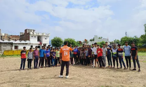 पूर्व खिलाड़ी कई सालो से दे रहे निशुल्क प्रशिक्षण पूर्व खिलाड़ी कई सालो से दे रहे निशुल्क प्रशिक्षण