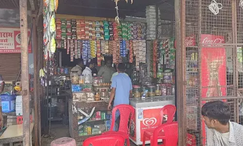 हाईवे मार्ग पर होटल और दामों का क्या निरीक्षण लिए नमूने हाईवे मार्ग पर होटल और दामों का क्या निरीक्षण लिए नमूने