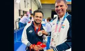 शूटर मनीष नरवाल ने जीता 10 मीटर एयर पिस्टल एसएच1 में सिल्वर मेडल