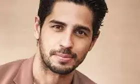 जिस एक्शन प्रोजेक्ट को लेकर 2 महीने से सुर्खियों में थे सिद्धार्थ मल्होत्रा, उसे बीच में ही क्यों रोक दिया गया?