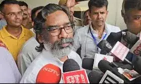 सीएम हेमंत सोरेन ने की दरगाह जियारत