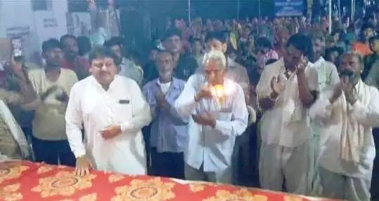 बाबा रामदेव जी मंदिर पर 5 दिवसीय मेले का हुआ समापन बाबा रामदेव जी मंदिर पर 5 दिवसीय मेले का हुआ समापन
