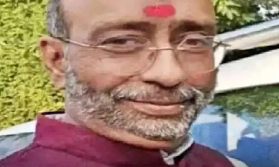 BJP नेता की गोली मारकर हत्या, बदमाश ने सिर में मारी गोली, दूसरा चाकू से करता रहा हमला