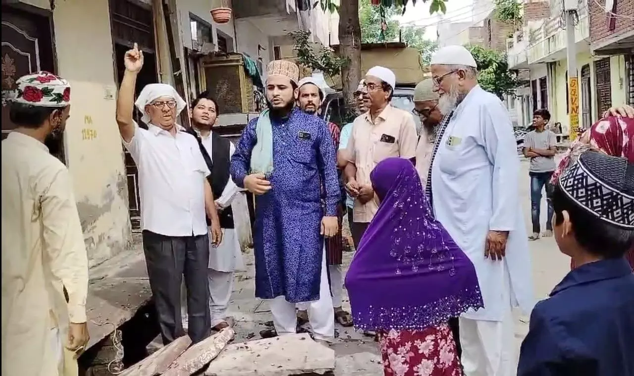 ईद मिलादुन्नबी का जश्न परचम कुशाई से शुरू