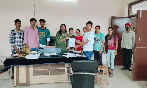 जहाजपुर महाविद्यालय में वैकल्पिक विषय परिवर्तन को लेकर विद्यार्थियों ने दिया ज्ञापन जहाजपुर महाविद्यालय में वैकल्पिक विषय परिवर्तन को लेकर विद्यार्थियों ने दिया ज्ञापन