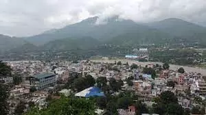 उत्तराखंड के खूबसूरत श्रीनगर में बनाएं घूमने का प्लान, शानदार सफर में मिलेगा रोमांचक अनुभव उत्तराखंड के खूबसूरत श्रीनगर में बनाएं घूमने का प्लान, शानदार सफर में मिलेगा रोमांचक अनुभव