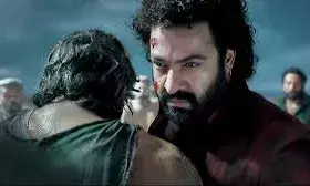 देवरा में दिखेगा एनटीआर का दमदार एक्शन, इन फिल्मों में भी दिखा जबर्दस्त एक्शन अवतार देवरा में दिखेगा एनटीआर का दमदार एक्शन, इन फिल्मों में भी दिखा जबर्दस्त एक्शन अवतार