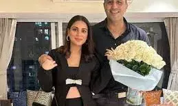 मां बनने वाली हैं श्रद्धा आर्या, सोशल मीडिया पर दी गुड न्यूज मां बनने वाली हैं श्रद्धा आर्या, सोशल मीडिया पर दी गुड न्यूज