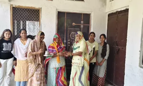 मण्डावर में प्रधानमंत्री आवास में गृह प्रवेश कार्यक्रम आयोजित मण्डावर में प्रधानमंत्री आवास में गृह प्रवेश कार्यक्रम आयोजित