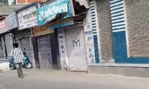 गणेश पंडाल में मिले जानवर के अवशेष से तनाव, बाजार बंद, विधायक बैरवा ने की लोगों से अपील देखें वीडियो