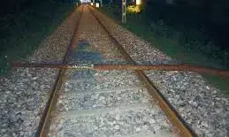 नैनी दून एक्सप्रेस को पलटाने की साजिश,