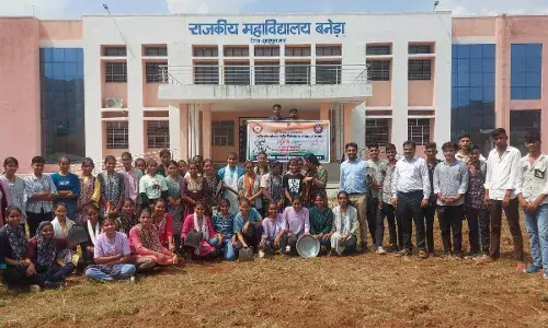 राजकीय महाविद्यालय में स्वच्छता ही सेवा कार्यक्रम के तहत किया श्रमदान राजकीय महाविद्यालय में स्वच्छता ही सेवा कार्यक्रम के तहत किया श्रमदान