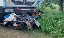 दमोह में भीषण सड़क हादसा ऑटो और ट्रक की टक्कर में सात की मौत