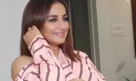 उड़ान रद्द होने पर इंडिगो एयरलाइंस पर भड़कीं अभिनेत्री दिव्या दत्ता उड़ान रद्द होने पर इंडिगो एयरलाइंस पर भड़कीं अभिनेत्री दिव्या दत्ता