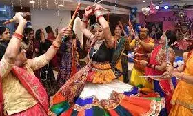 गरबा आयोजन में गैर हिंदुओं के प्रवेश पर लगे प्रतिबंध, विश्व हिंदू परिषद ने की मांग