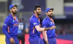 टेस्ट रैंकिंग में नंबर एक गेंदबाज़ बने बुमराह, अश्विन को पछाड़ा