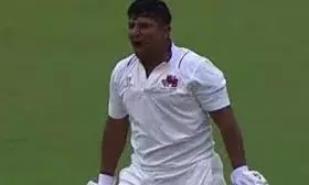 क्या टीम पॉलिटिक्स का शिकार हो रहे इन फॉर्म युवा बल्लेबाज सरफराज खान?