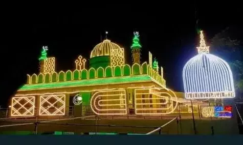 कमालपुरा में हजरत अजीमुद्दीन शाह का उर्स मुबारक 9 अक्टूबर से, धूमधाम से चढ़ाई जायेगी चादर कमालपुरा में हजरत अजीमुद्दीन शाह का उर्स मुबारक 9 अक्टूबर से, धूमधाम से चढ़ाई जायेगी चादर