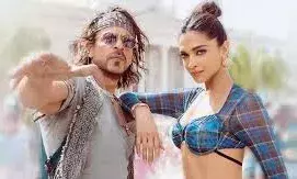 शाहरुख की फिल्म रिलीज हुई, लोग दीपिका पादुकोण को ट्रोल करने लगे थे, 17 साल बाद एक्ट्रेस का खुलासा