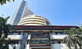 सेंसेक्स 180 अंक फिसला, निफ्टी 31 अंक नीचे पहुंचा