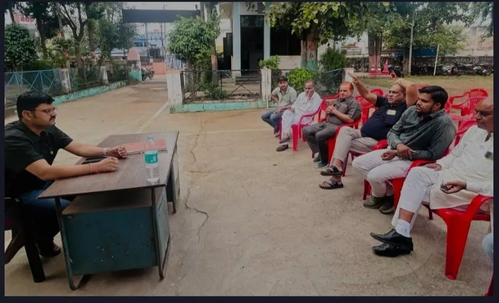 सोशल मीडिया पर आपत्तिजनक पोस्ट डालने वालों पर होगी कठोर कार्यवाही सोशल मीडिया पर आपत्तिजनक पोस्ट डालने वालों पर होगी कठोर कार्यवाही