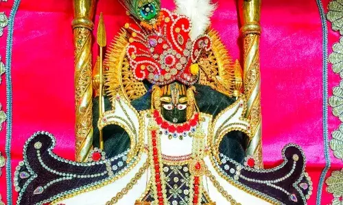 जय श्री कोटड़ी श्याम दरबार आज मंगला श्रृंगार आरती के दर्शन दिनांक 12-10-2024* जय श्री कोटड़ी श्याम दरबार आज मंगला श्रृंगार आरती के दर्शन दिनांक 12-10-2024*