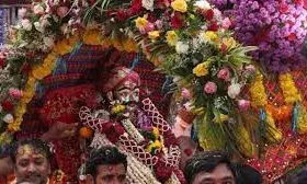 दशहरे पर नए रूट से निकली बाबा महाकाल की सवारी, भक्त हुए निहाल; चारों ओर गूंजा जय श्री महाकाल